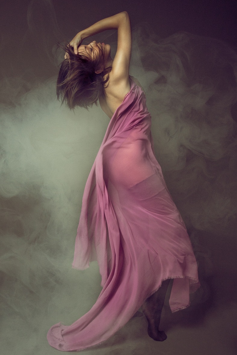 Art Model IDiivil